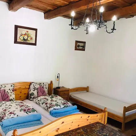 Apartment Zulejka Vendeghaz *
